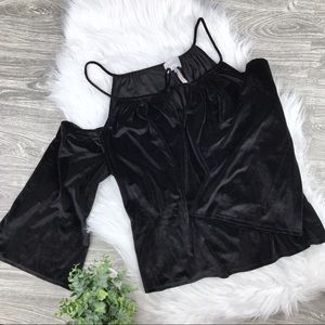 NWT Laundry by Shelli Segal black velvet top